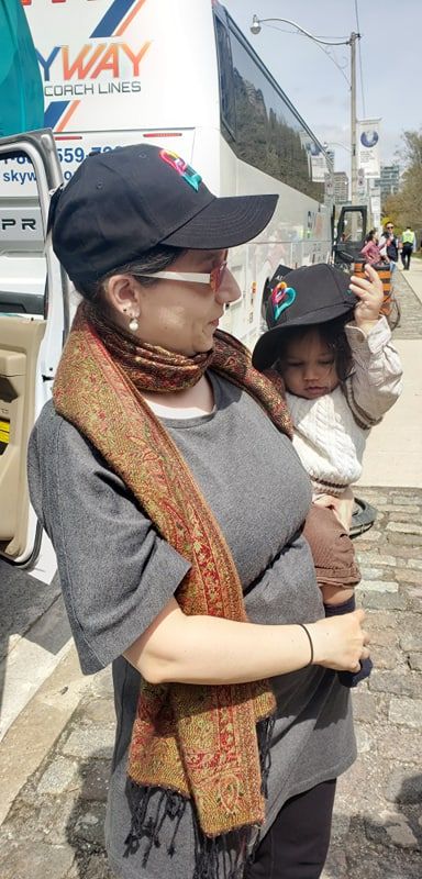 petite fan bonjour my friend