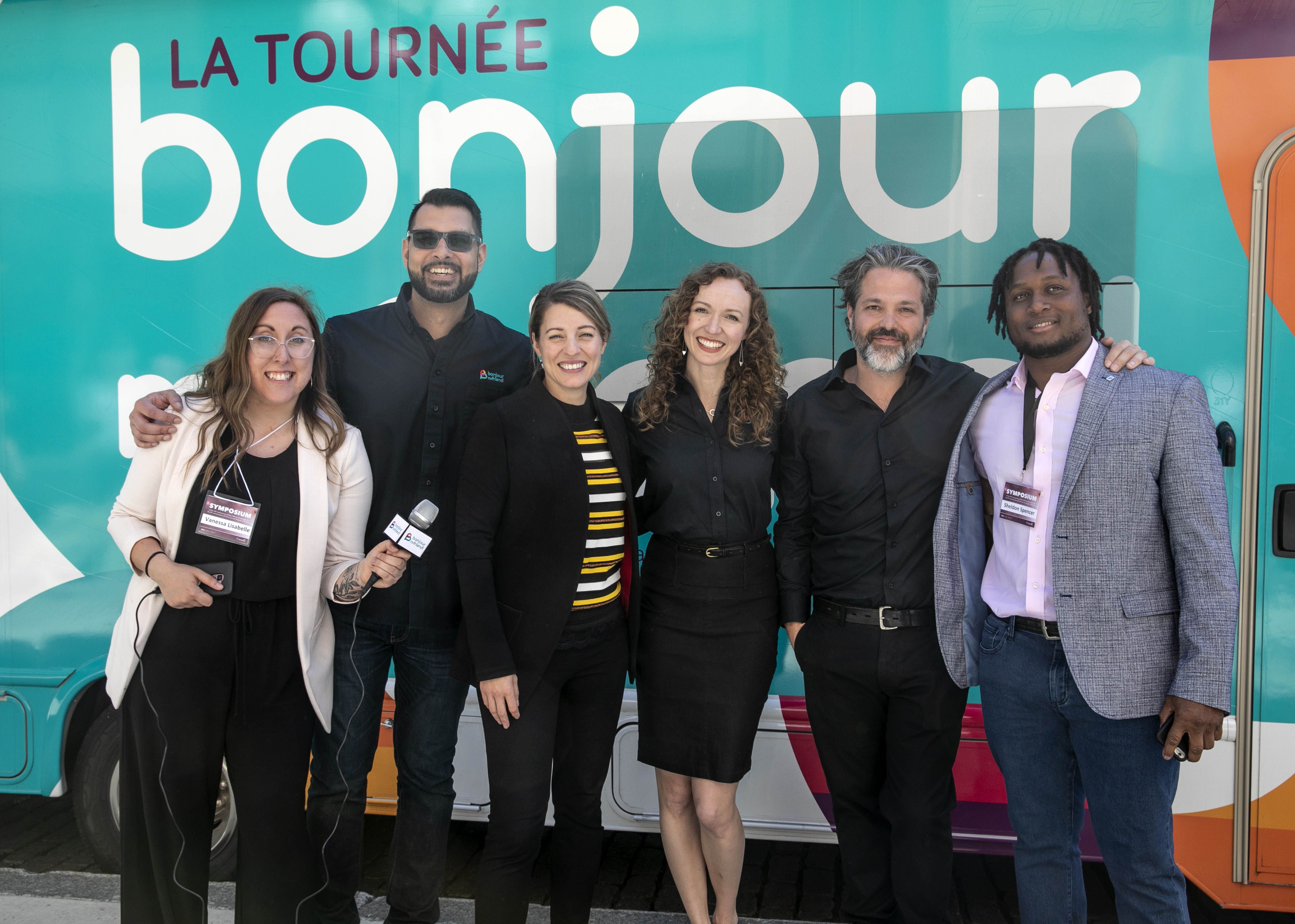 symposium-Mélanie Joly - bonjour my friend