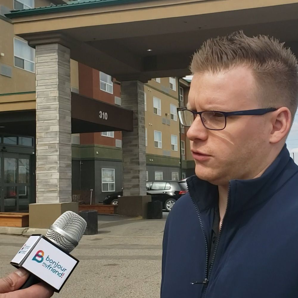 visuel David Saskatoon-bonjour my friend