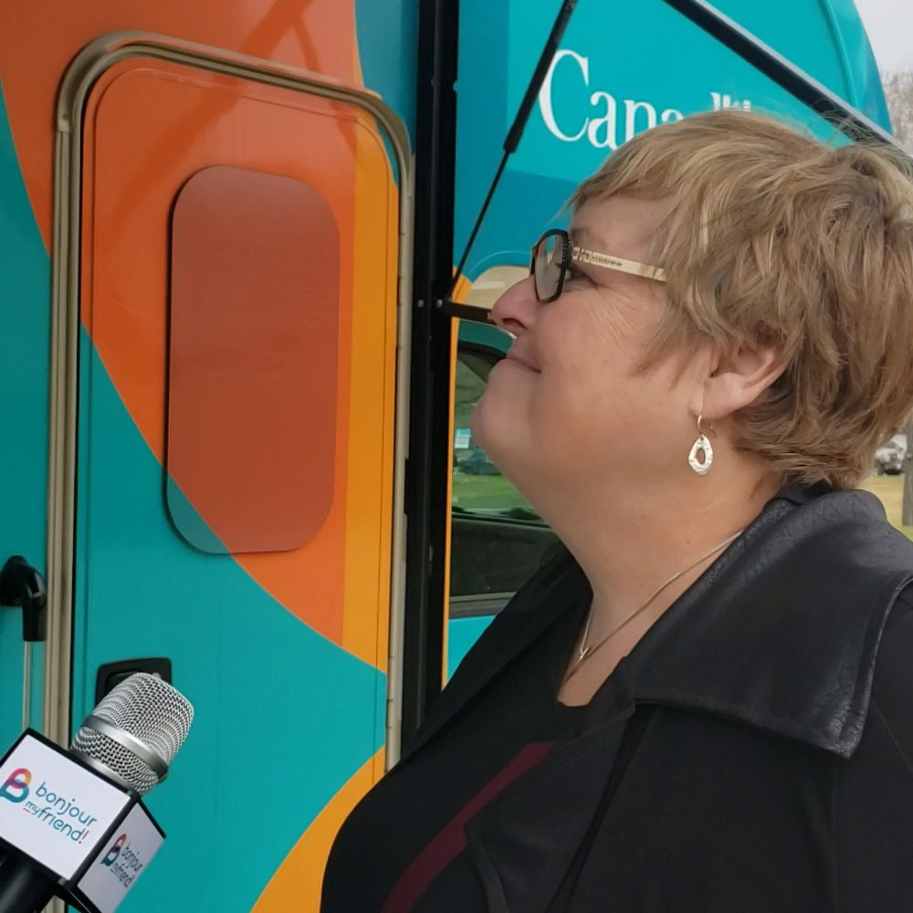 visuel MarieFrance regina-bonjour my friend