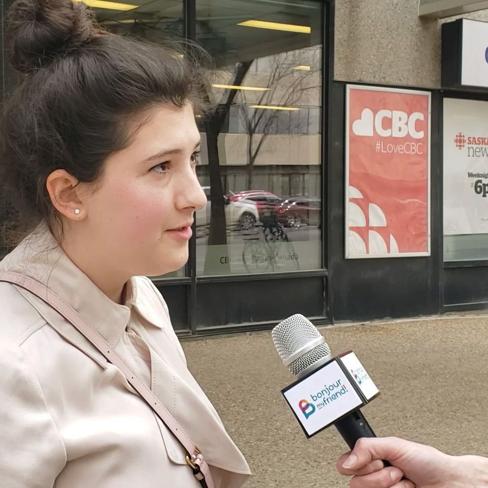 visuel Stephanie Saskatoon-bonjour my friend