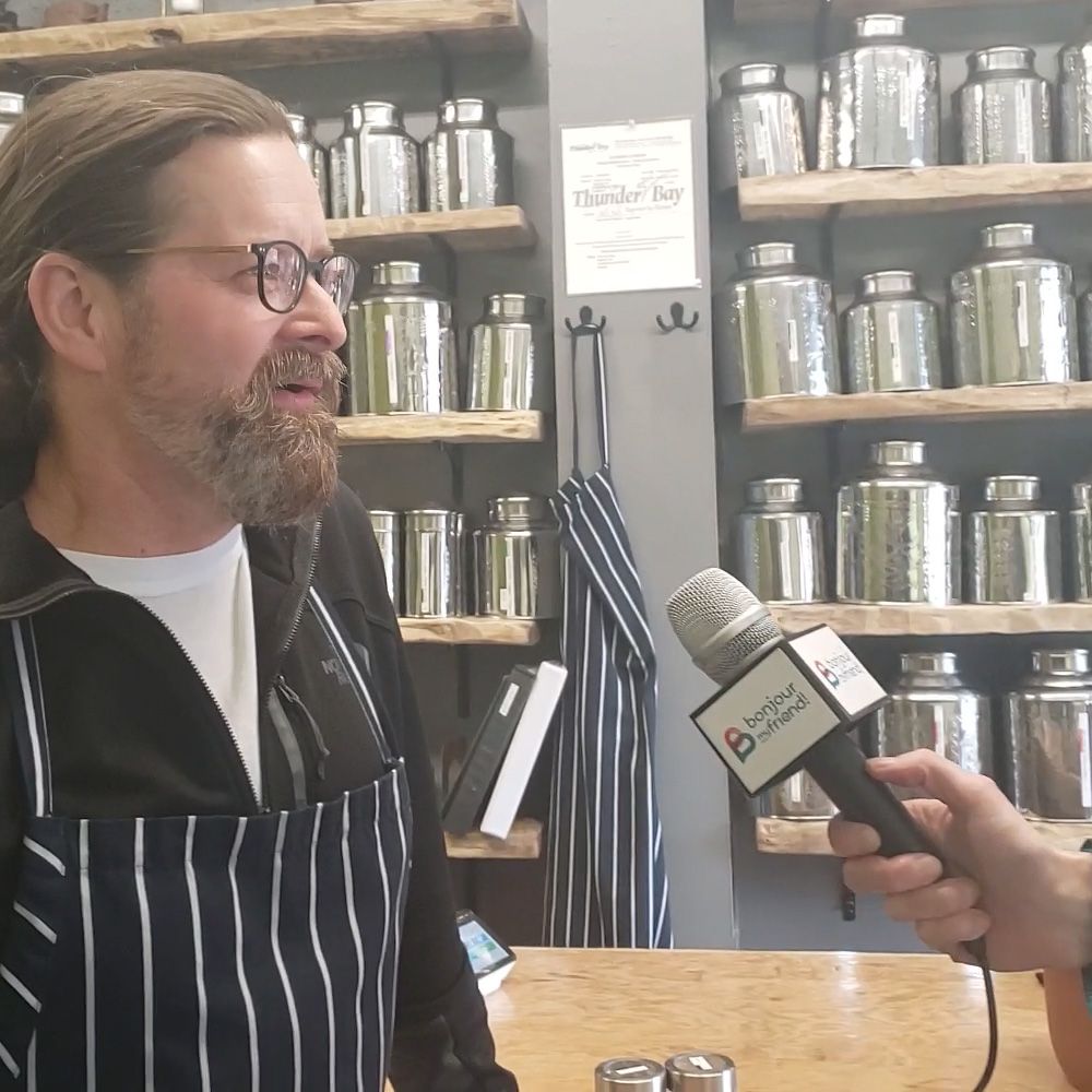 visuel-mark-thunderbay-bonjourmyfriend